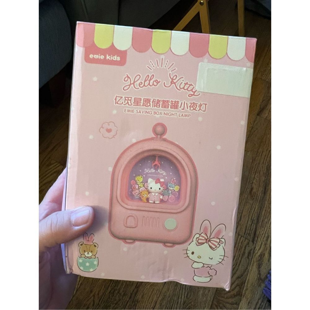 Sanrio Hello Kitty Bank/Nightlight - Picture 7 of 10